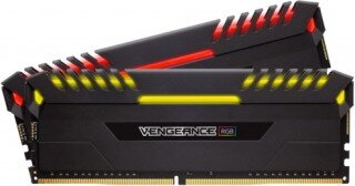 Corsair Vengeance RGB (CMR16GX4M2C3000C15) 16 GB 3000 MHz DDR4 Ram kullananlar yorumlar
